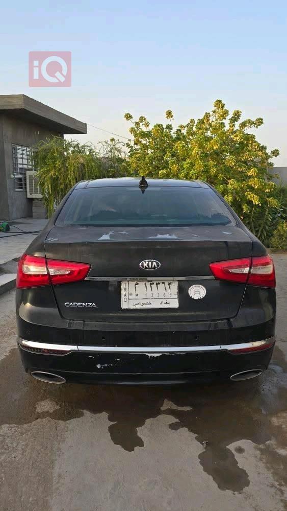 Kia Cadenza